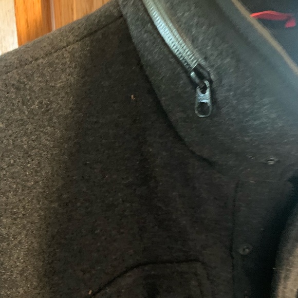 Victorinoz MENS wool coat size Large - Picture 8 of 9